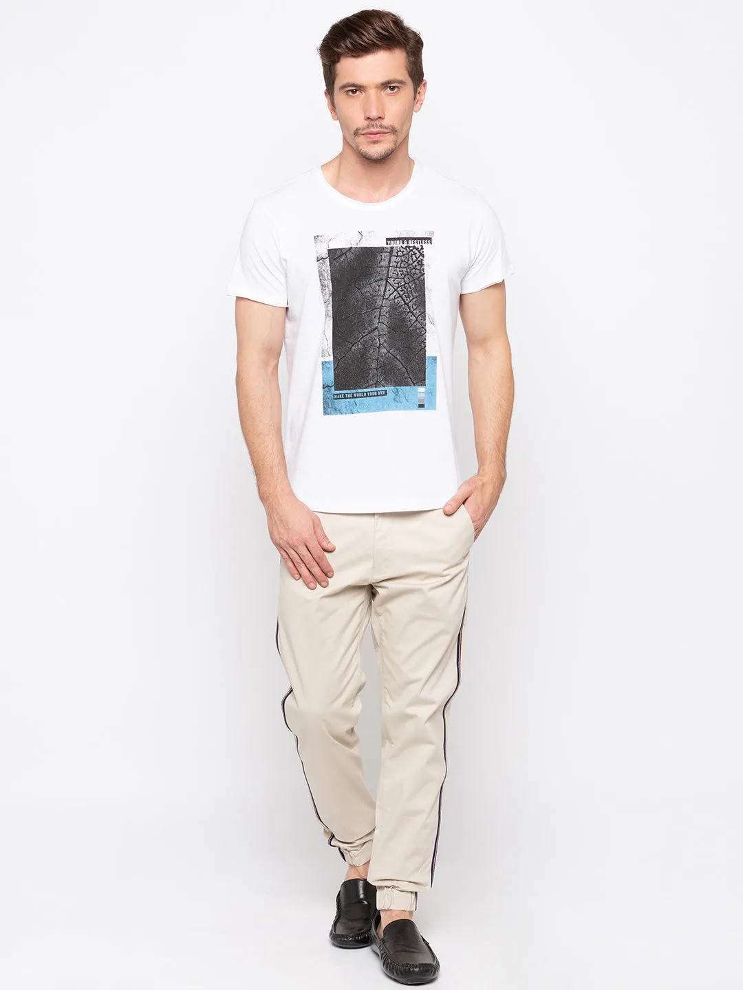 Spykar Men White Printed Slim Fit T-Shirt